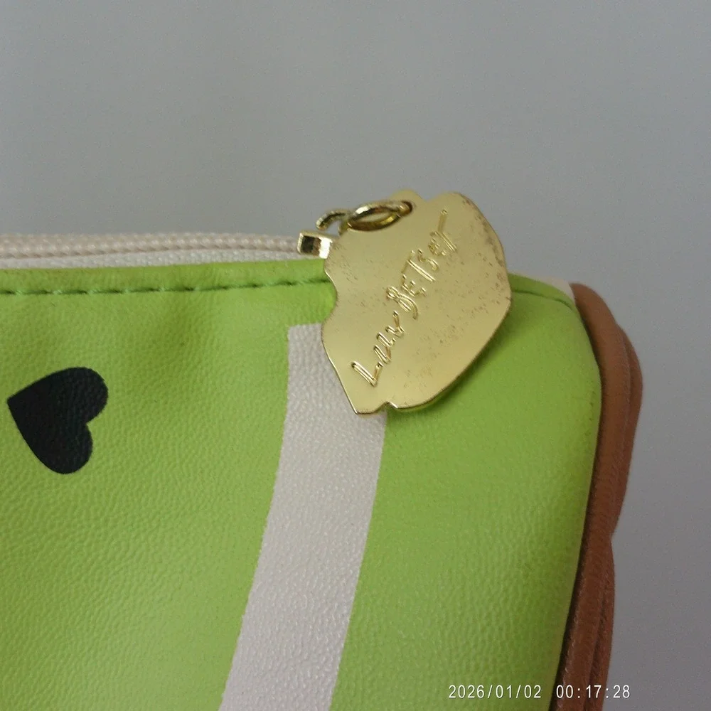 Luv Betsey Faux Leather Quirky Fruit Kiwi Heart Tote Bag Large Green